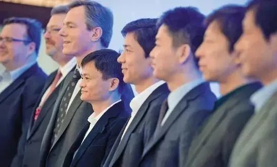 人教版语数英最新版教材深度解析